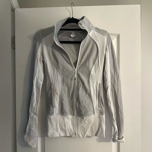 Lululemon gray and white zip up